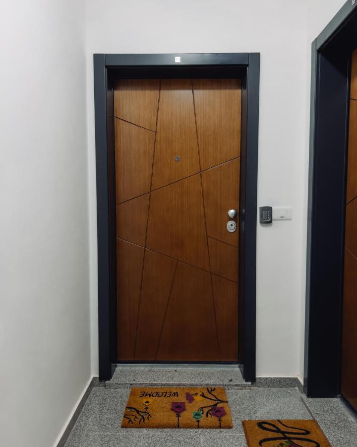 Serenity Downtown Apartments Ohrid Luaran gambar