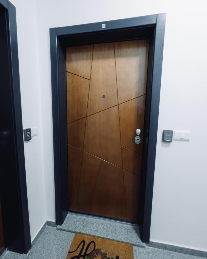 Serenity Downtown Apartments Ohrid Luaran gambar